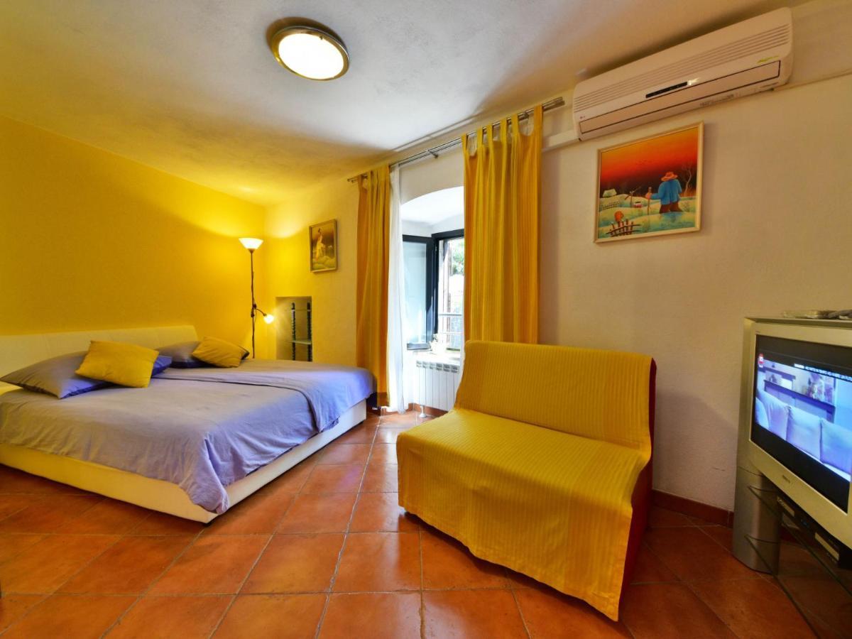 Lovrano-1 By Interhome *